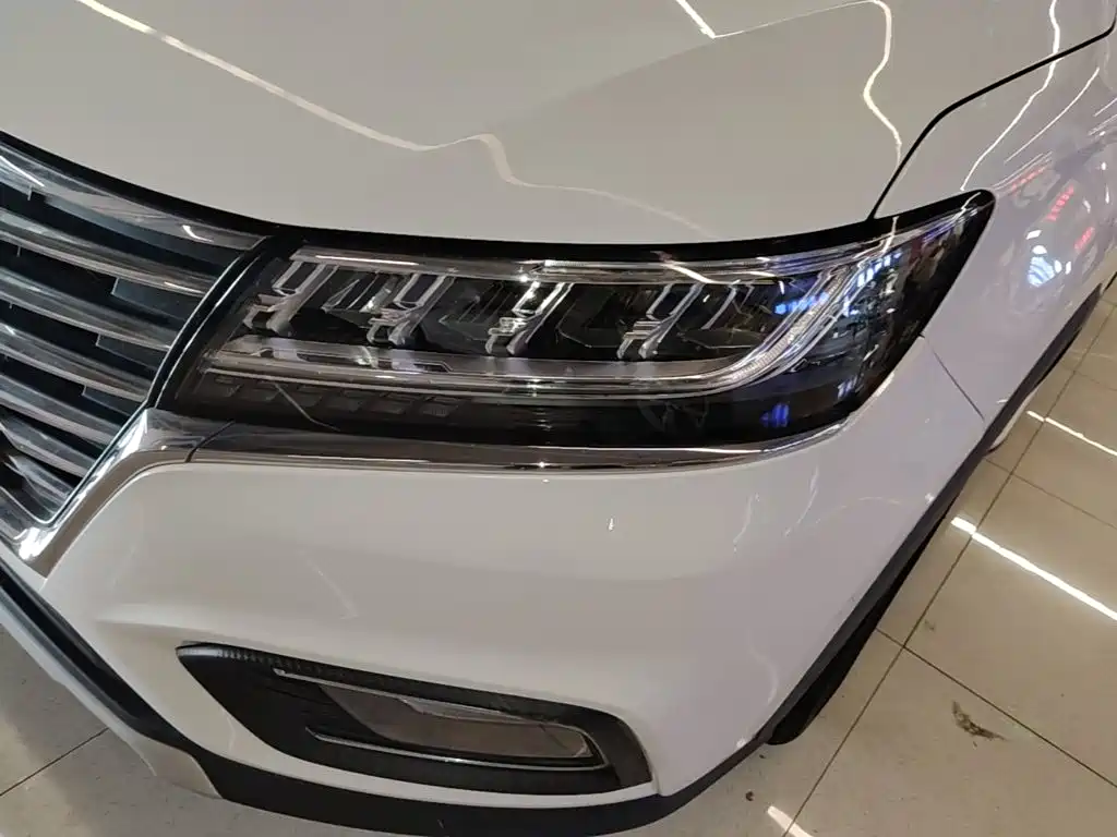 Roewe RX5 — миниатюра 24
