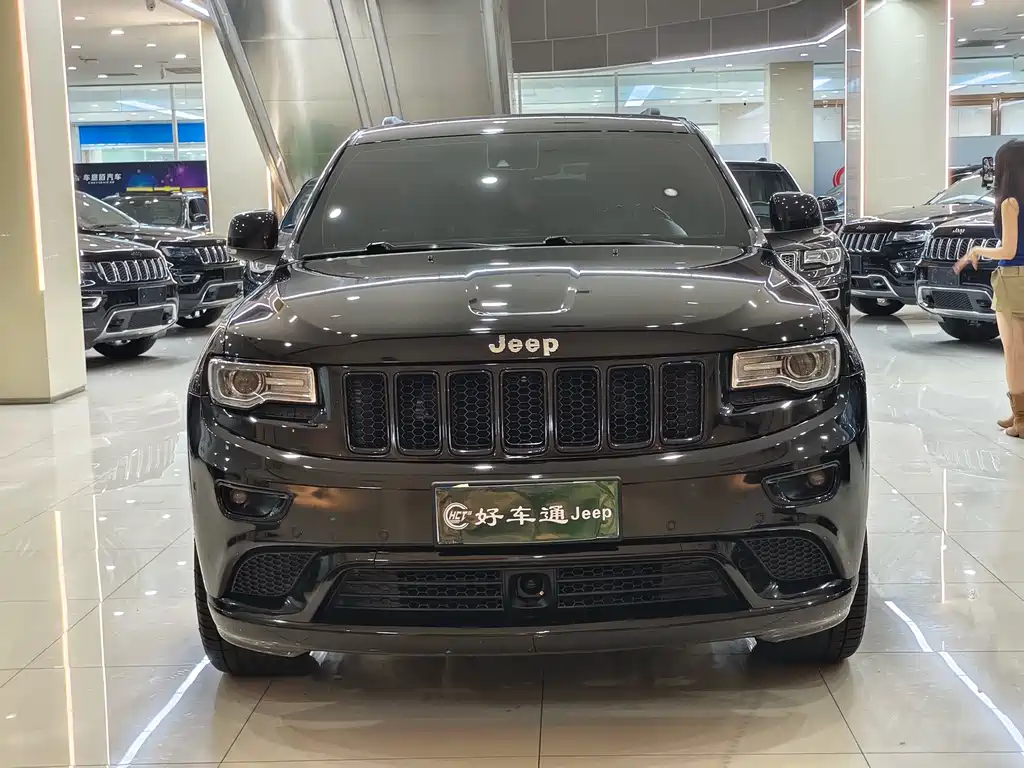 Jeep Grand Cherokee (Import) — миниатюра 2