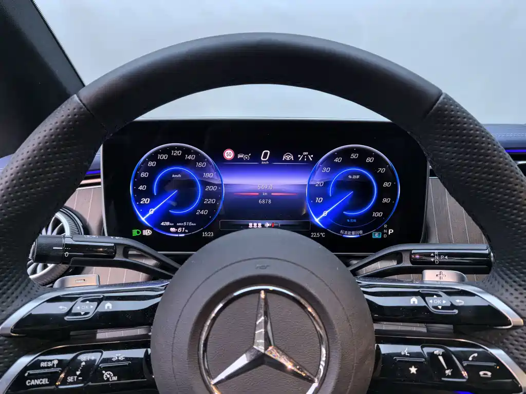 Mercedes-Benz EQE — миниатюра 11