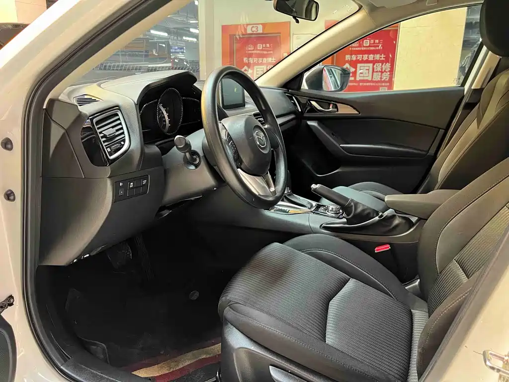 Mazda 3 Axela — миниатюра 4