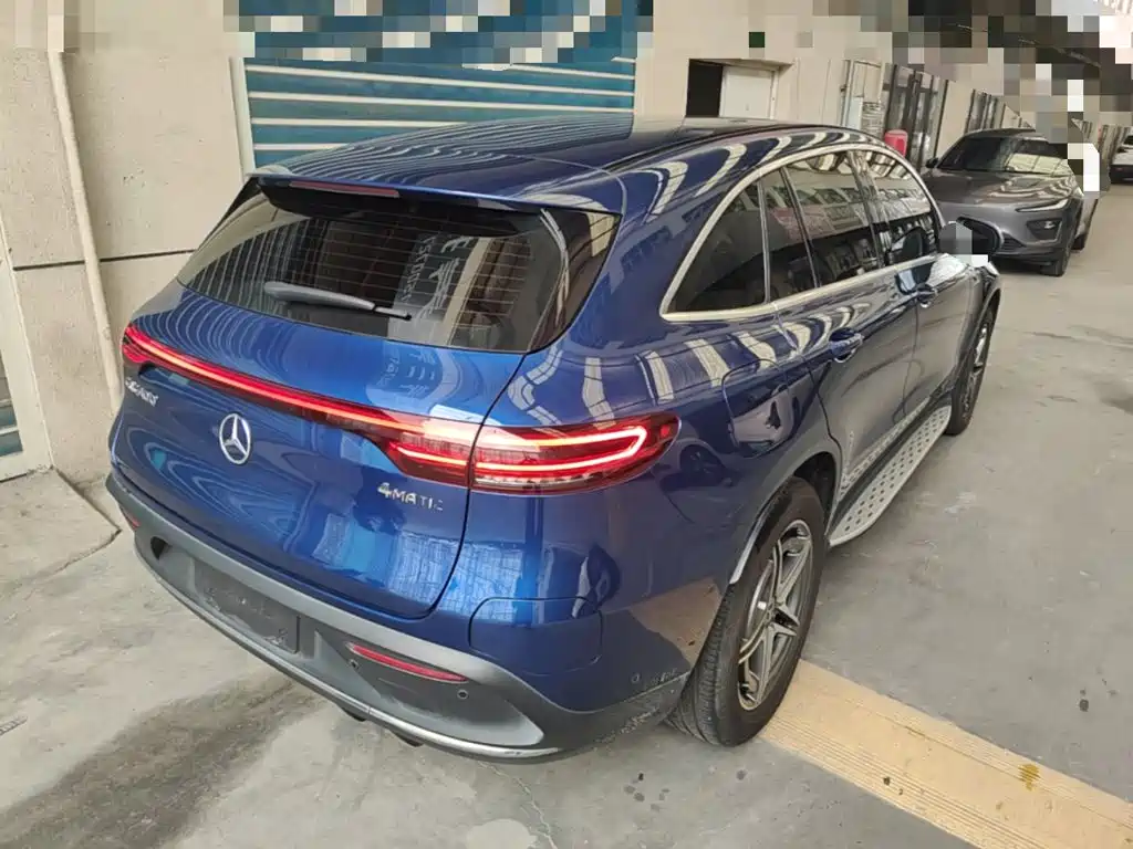 Mercedes-Benz EQC — миниатюра 7