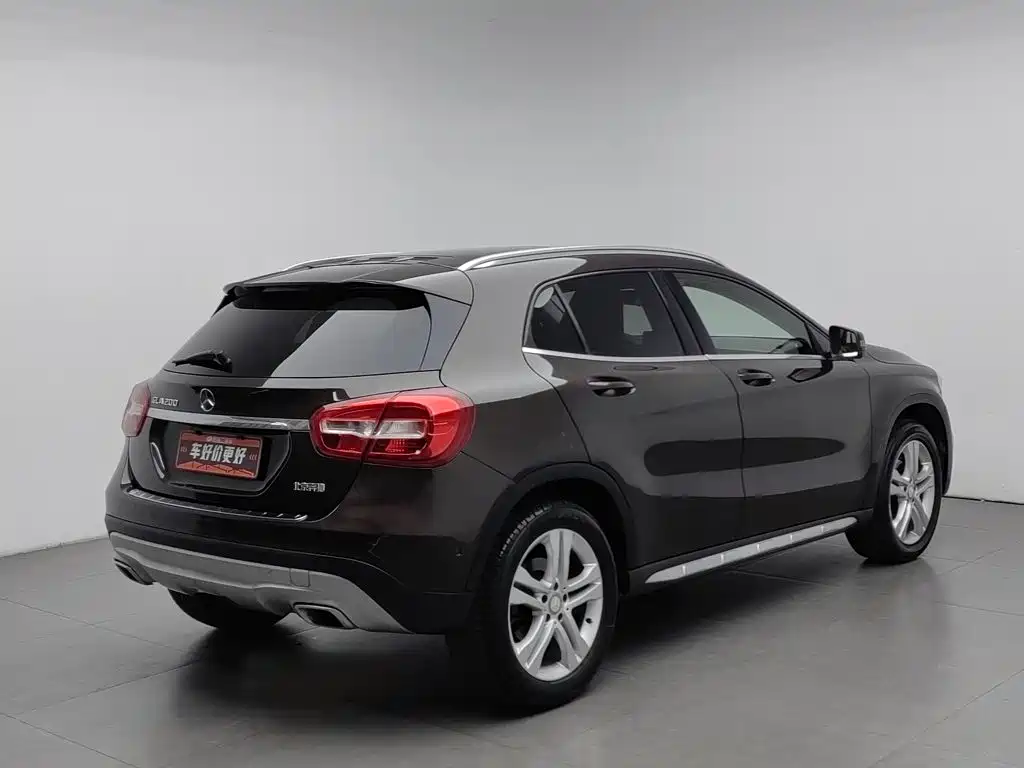 Mercedes-Benz GLA — миниатюра 2