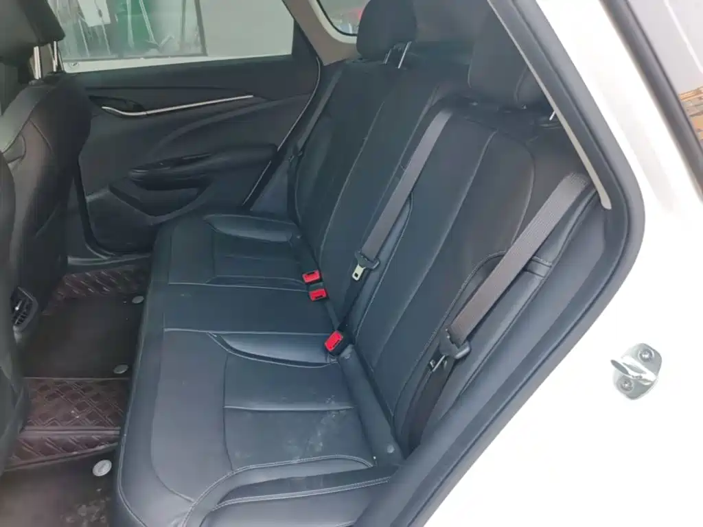Buick Excelle — миниатюра 17