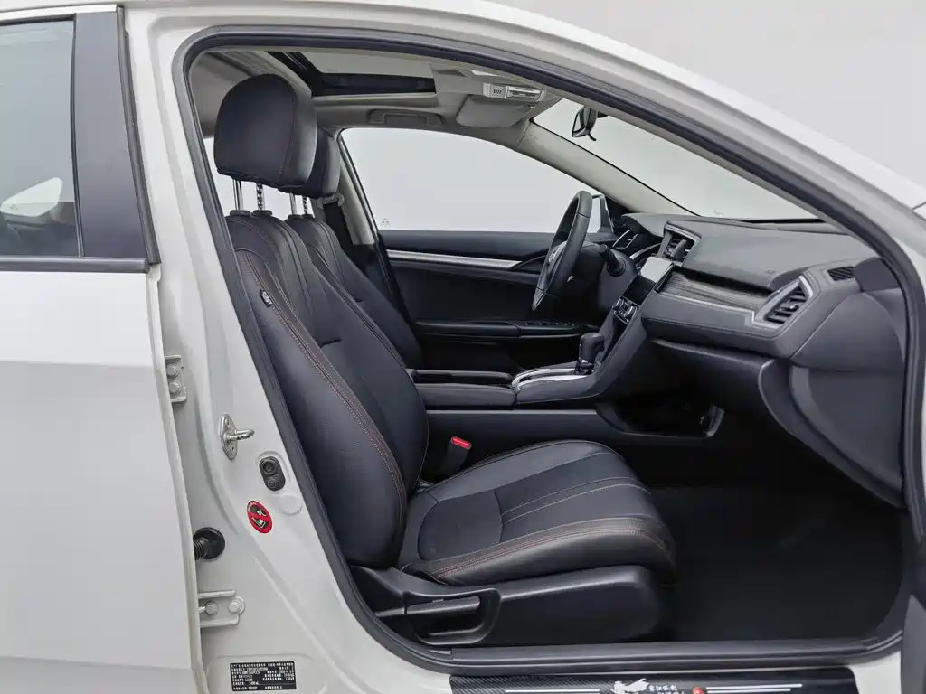 Honda Civic — миниатюра 23