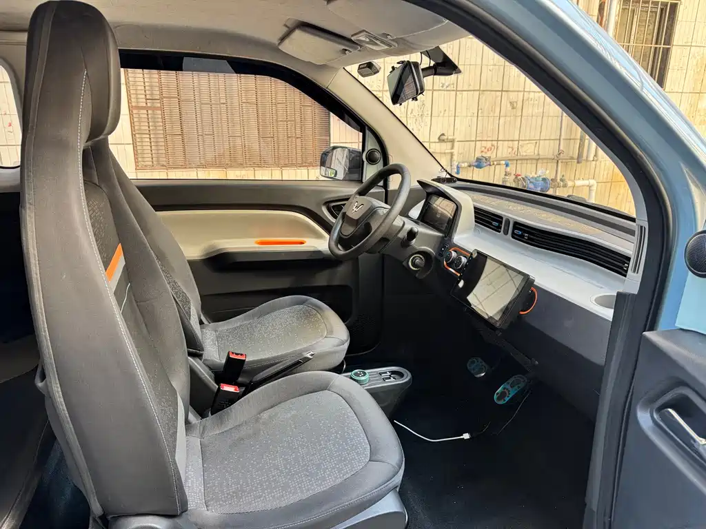 Wuling MINIEV — миниатюра 9