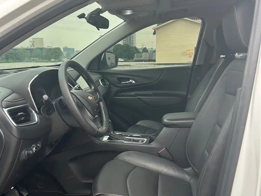 Chevrolet Equinox — миниатюра 4