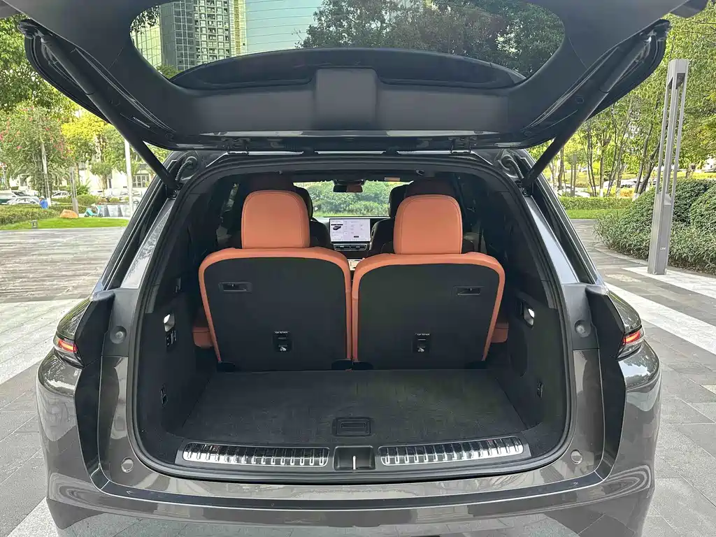 Li Auto Li L8 — миниатюра 12
