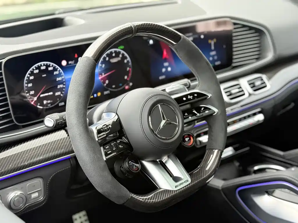 Mercedes-Benz GLS AMG — миниатюра 13