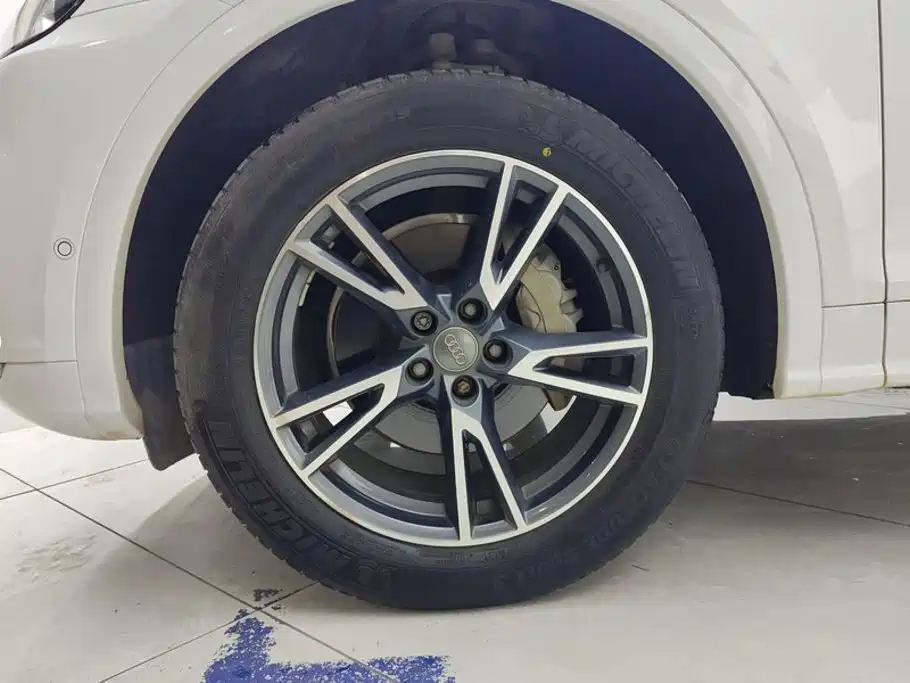 Audi Q5L 2020 45 TFSI Premium Fashion