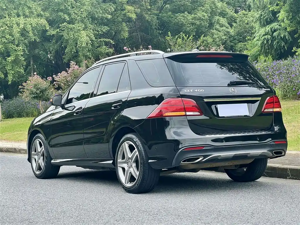 Mercedes-Benz GLE (Import) — миниатюра 6