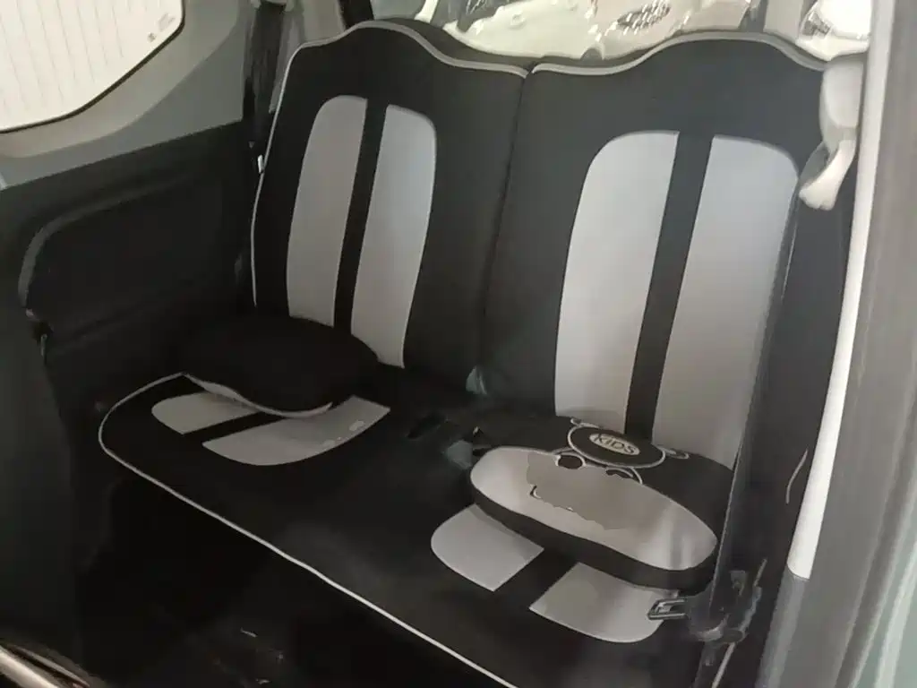 Wuling MINIEV — миниатюра 17