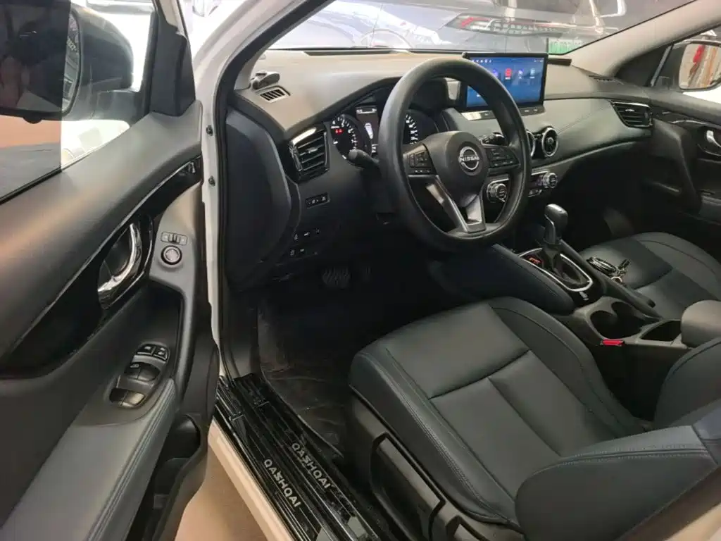Nissan Qashqai — миниатюра 16
