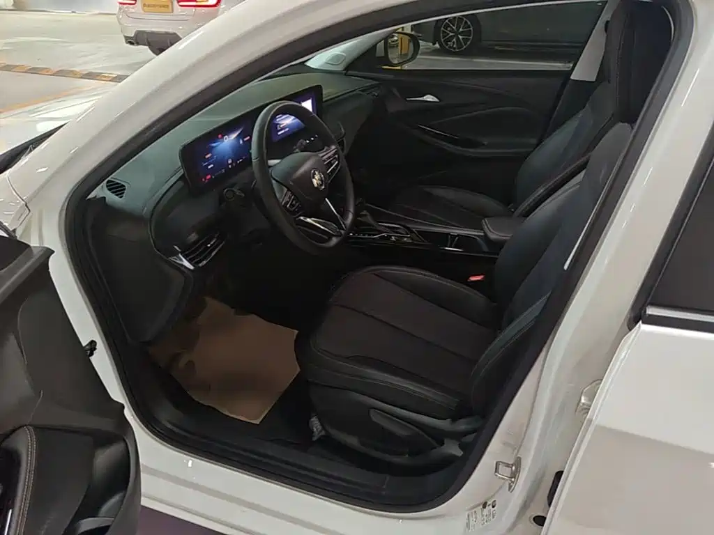 Buick Verano — миниатюра 15