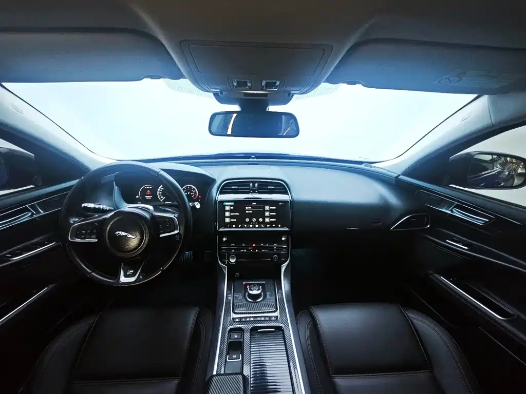 Jaguar XEL — миниатюра 7
