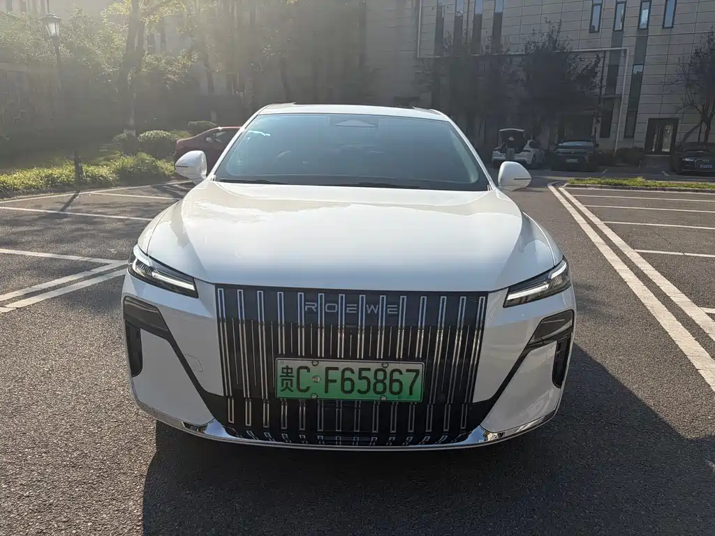 Roewe M7 DMH — миниатюра 2