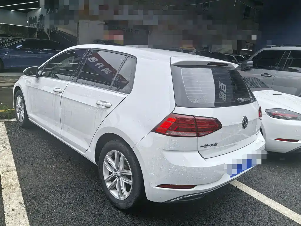 Volkswagen Golf — миниатюра 8