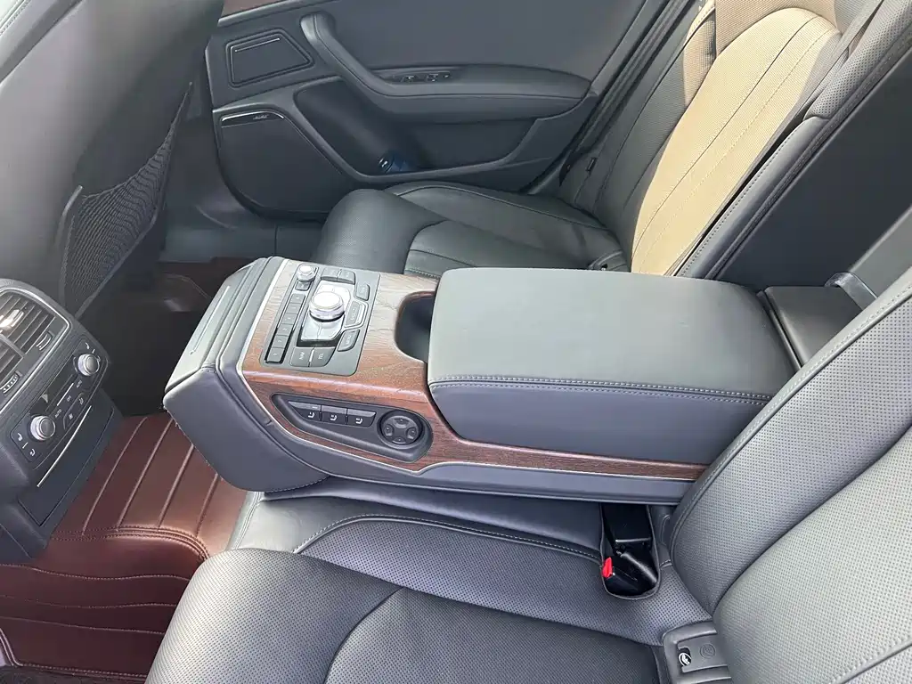 Audi A6L — миниатюра 13