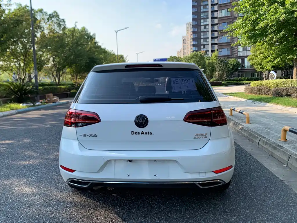 Volkswagen Golf — миниатюра 7