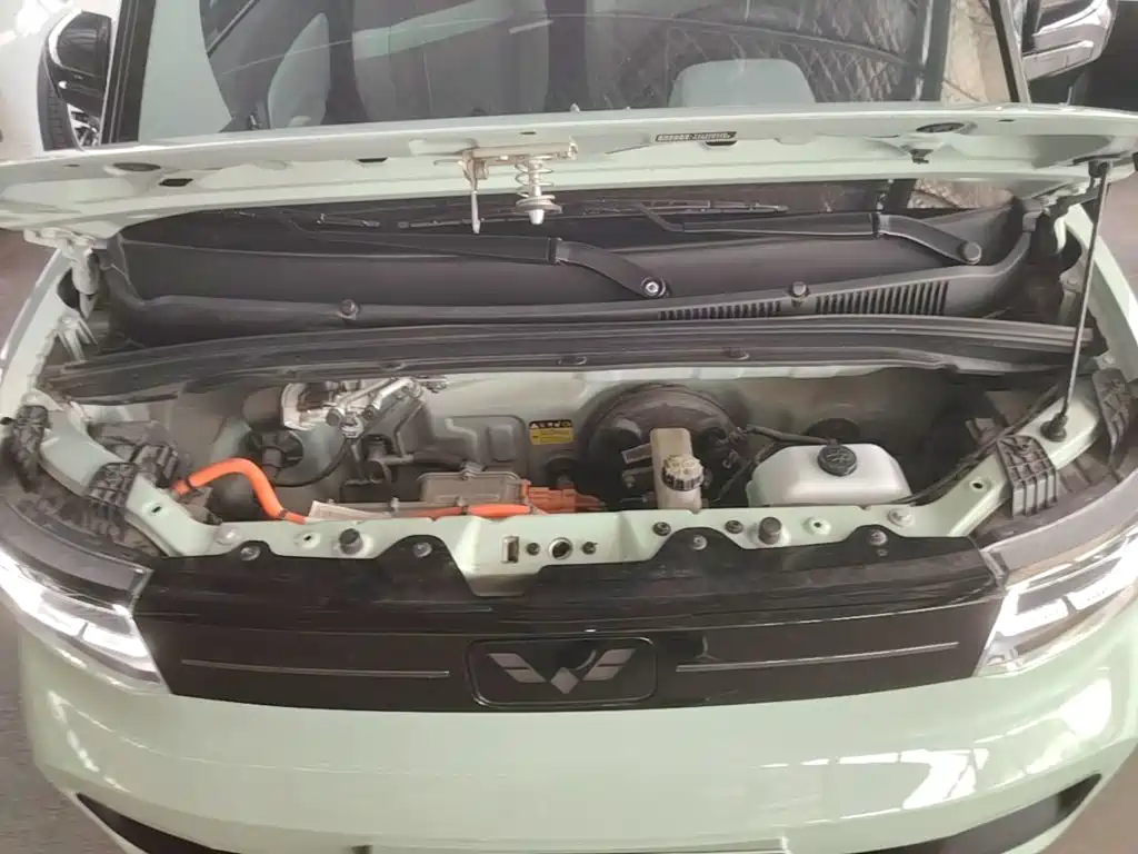 Wuling MINIEV — миниатюра 20