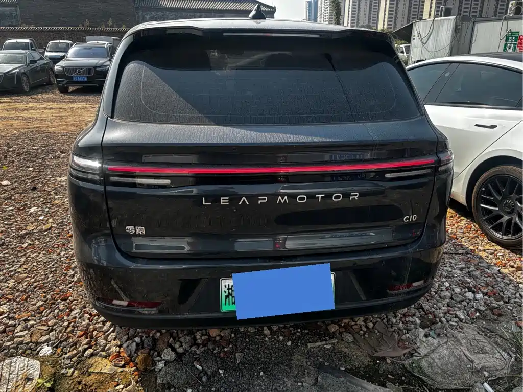 Leapmotor Leapmotor C10 — миниатюра 5