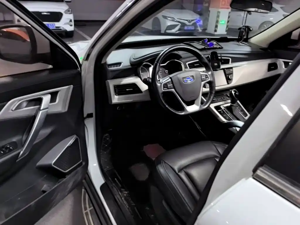 Geely Boyue — миниатюра 16