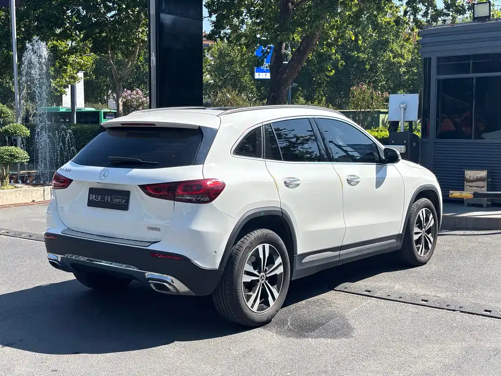 Mercedes-Benz GLA — миниатюра 6