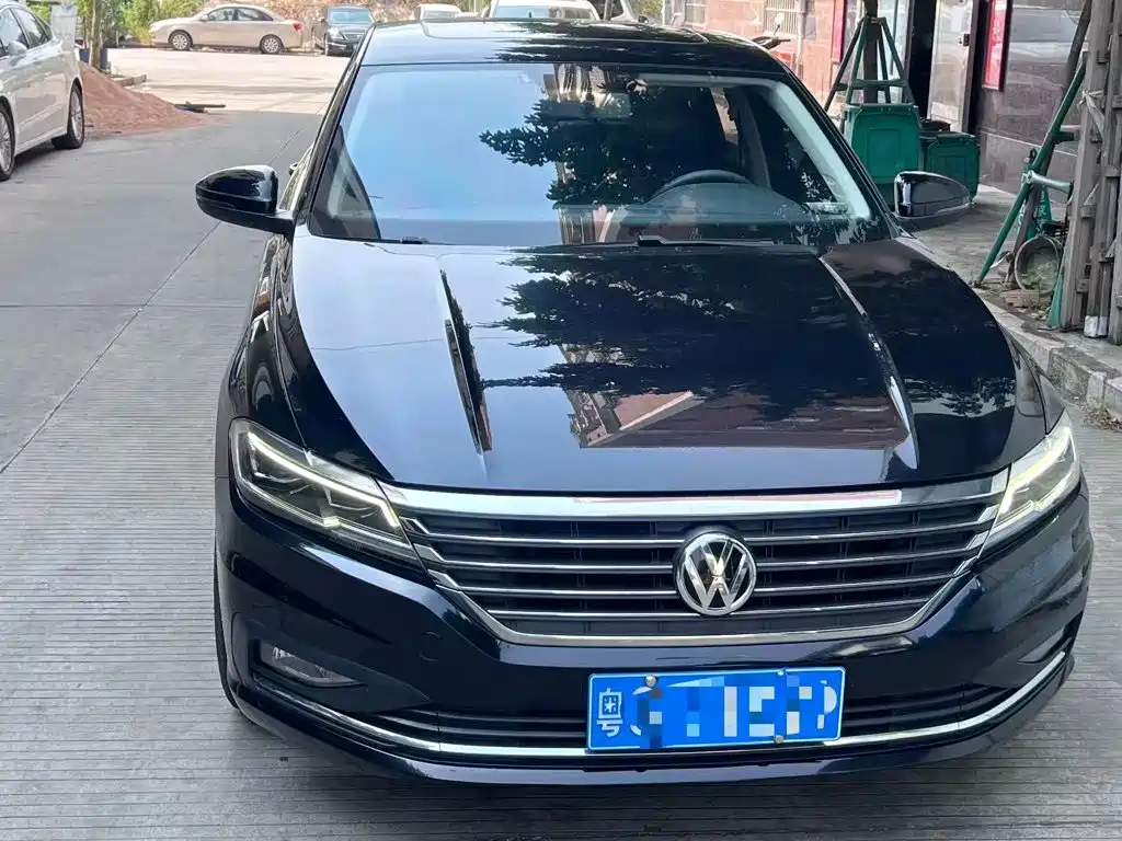 Volkswagen Lavida — миниатюра 2