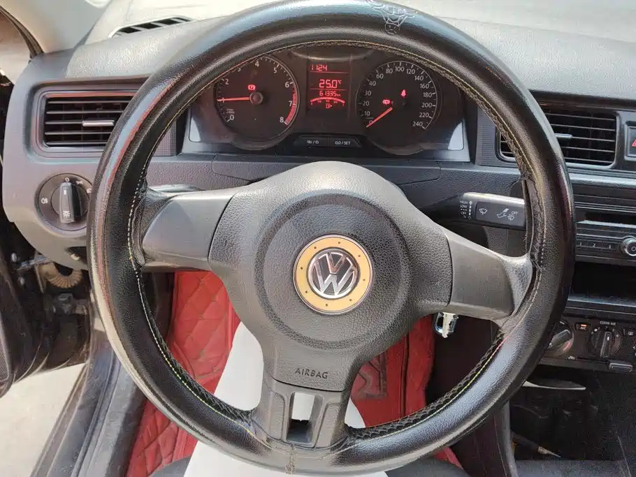 Volkswagen Santana — миниатюра 15