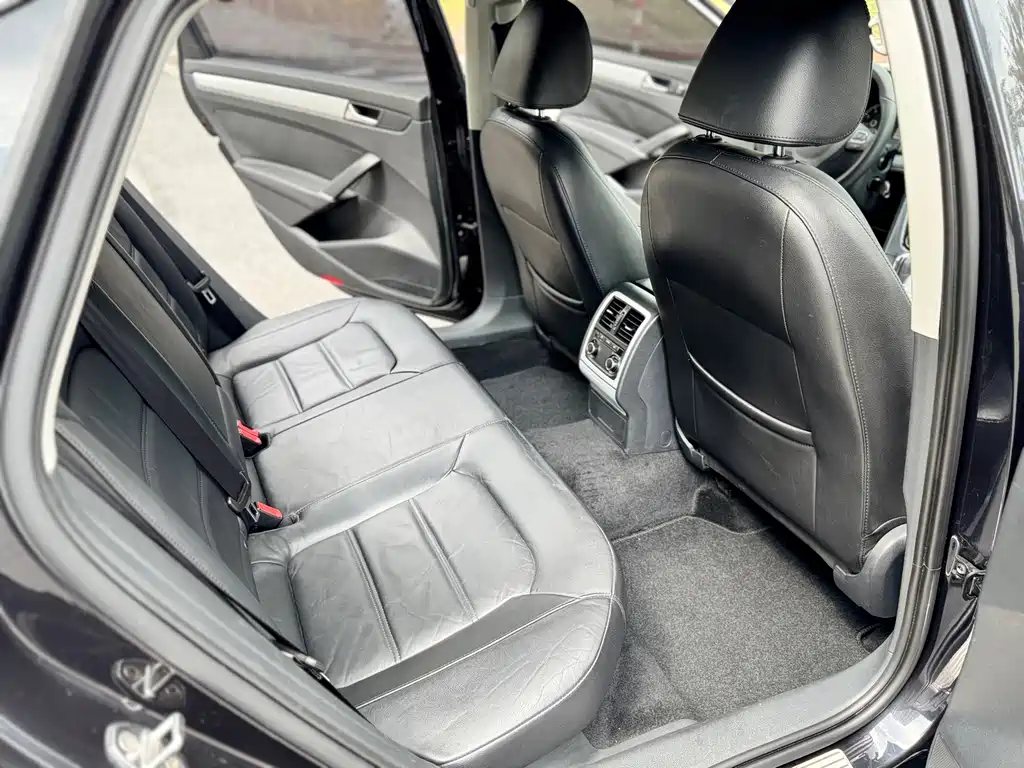 Volkswagen Passat — миниатюра 11