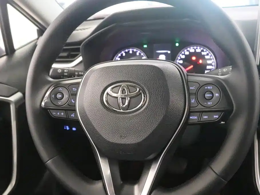Toyota Wildlander — миниатюра 6