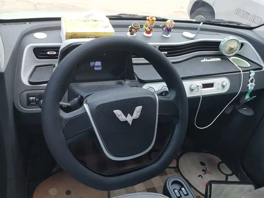Wuling MINIEV — миниатюра 12