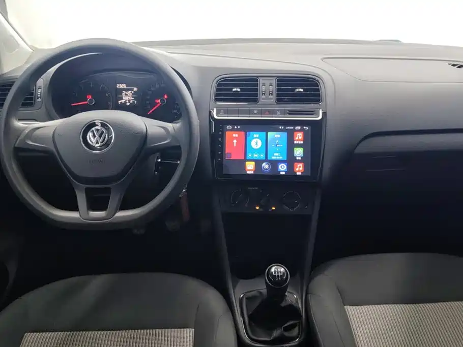 Volkswagen Polo — миниатюра 12
