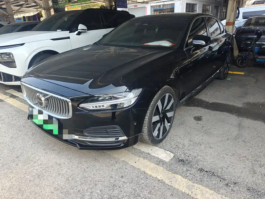 VOLVO S90 PLUG IN HYBRID