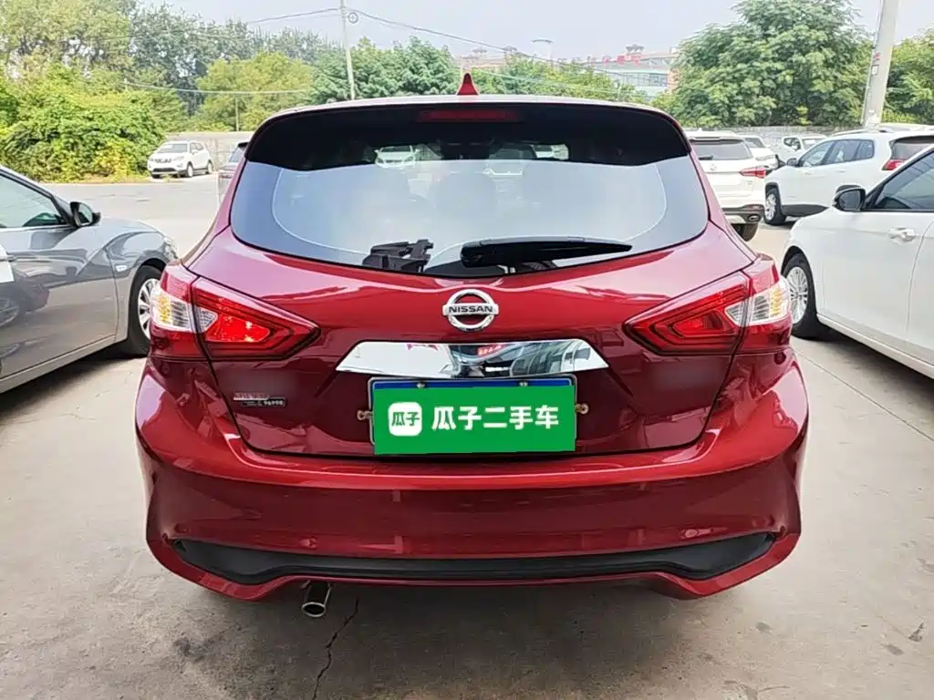 Nissan Tiida — миниатюра 6