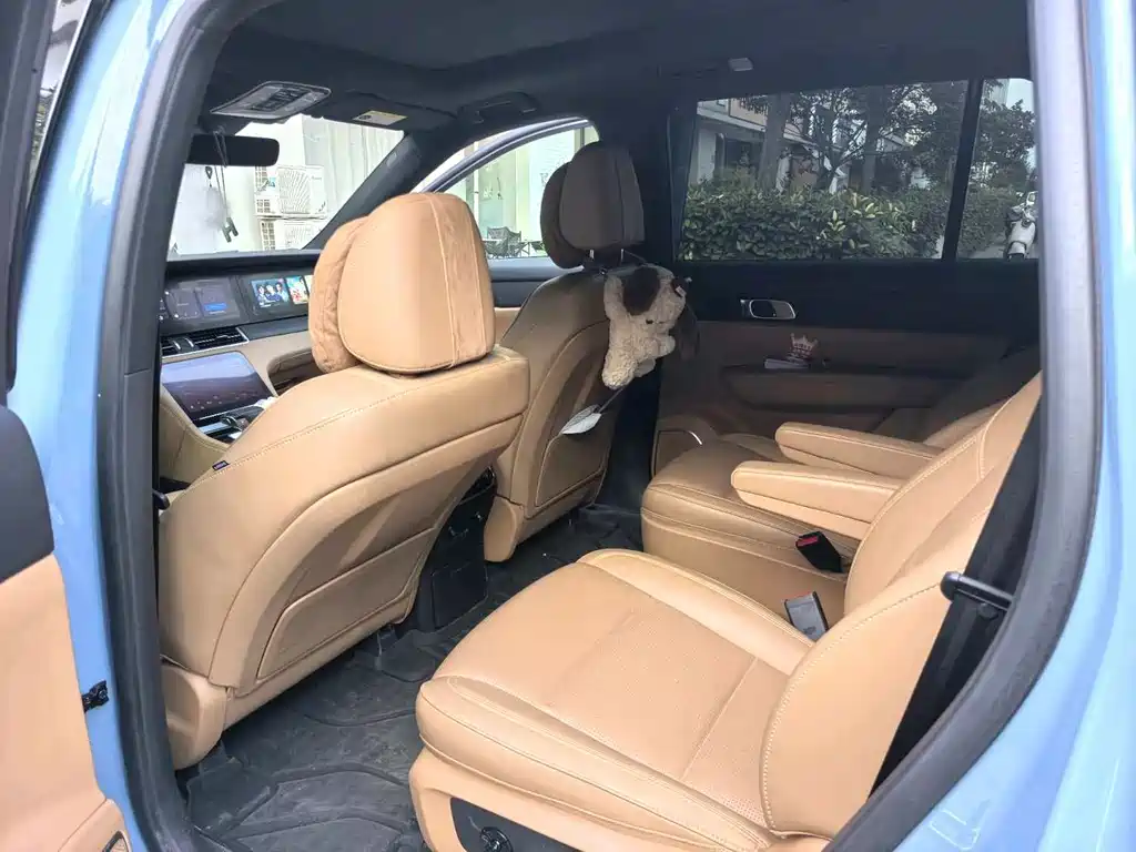 Li Auto Li ONE — миниатюра 4