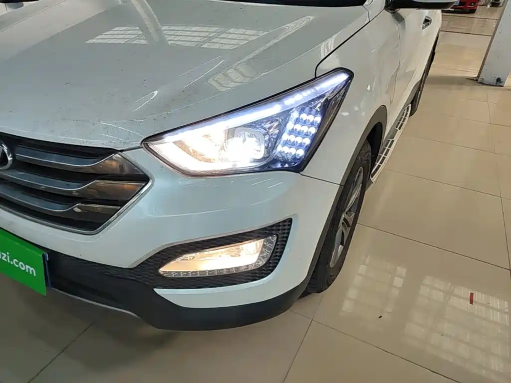 Hyundai Santa Fe — миниатюра 24