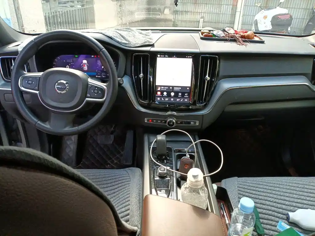 Volvo XC60 — миниатюра 5