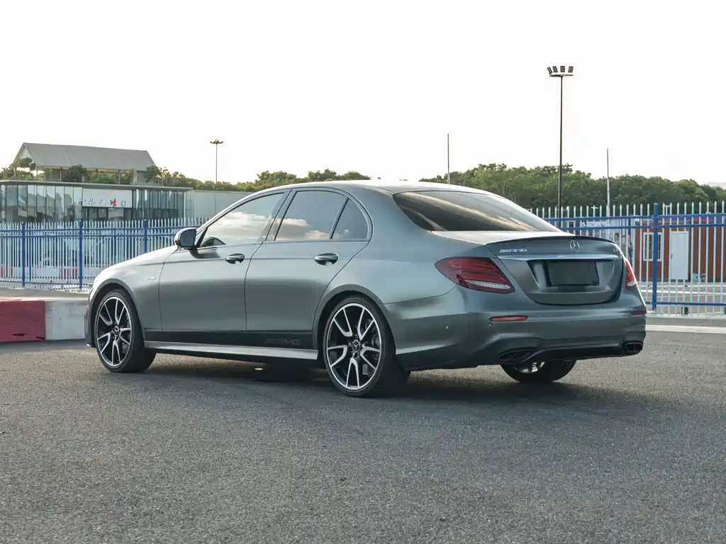 Mercedes-Benz E-Class AMG AMG E 43 4MATIC Special Edition, фото 8