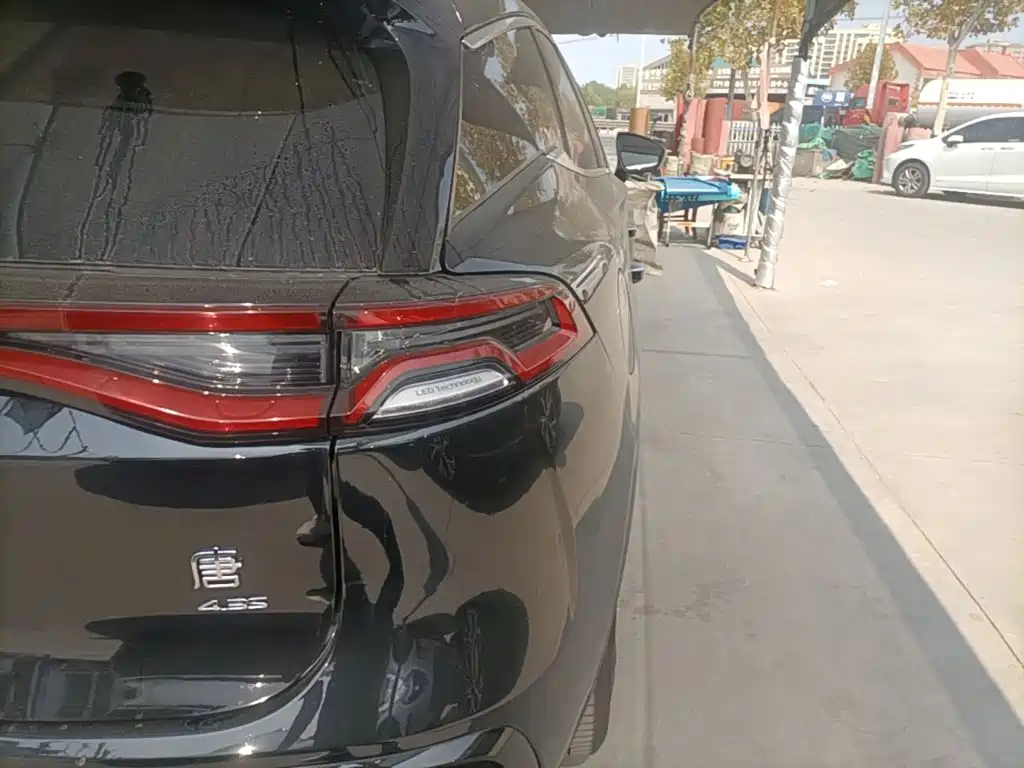 BYD Tang New Energy — миниатюра 8
