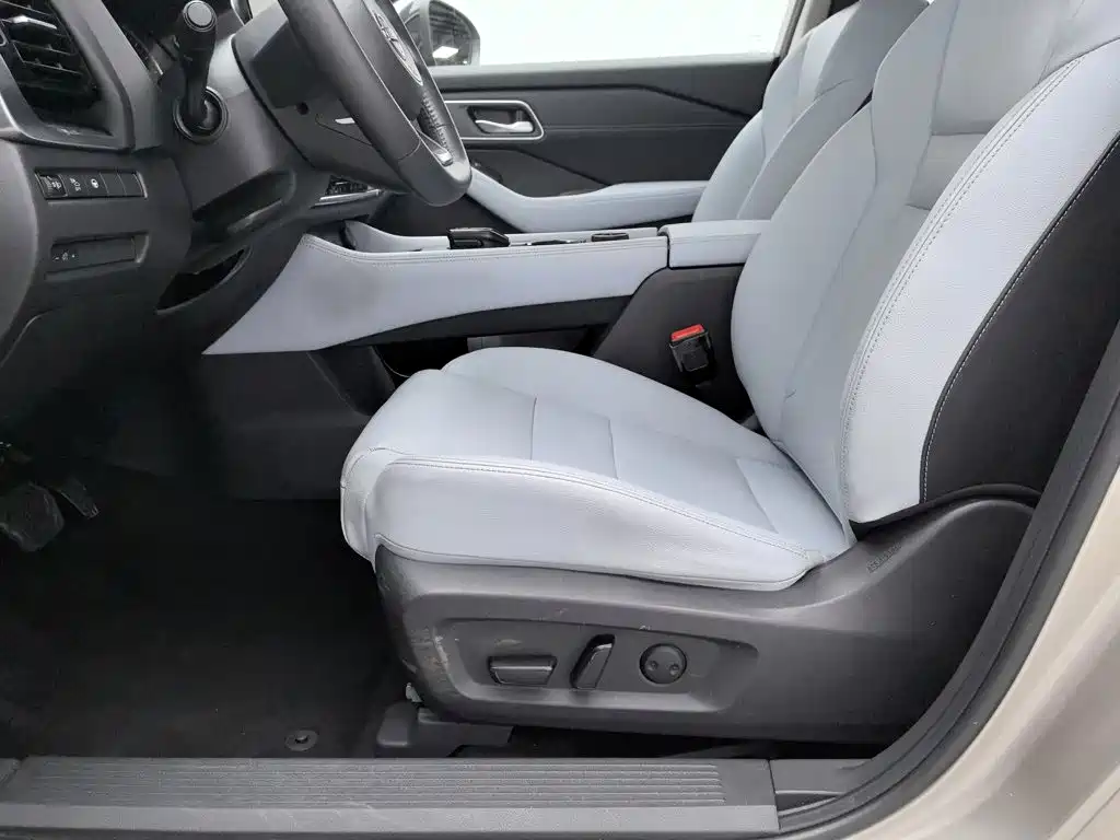 Nissan X-Trail — миниатюра 20