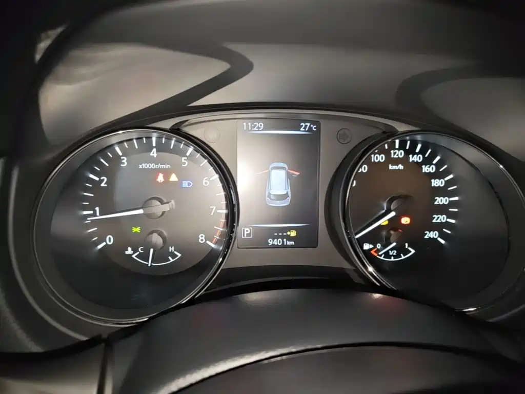 Nissan X-Trail — миниатюра 12