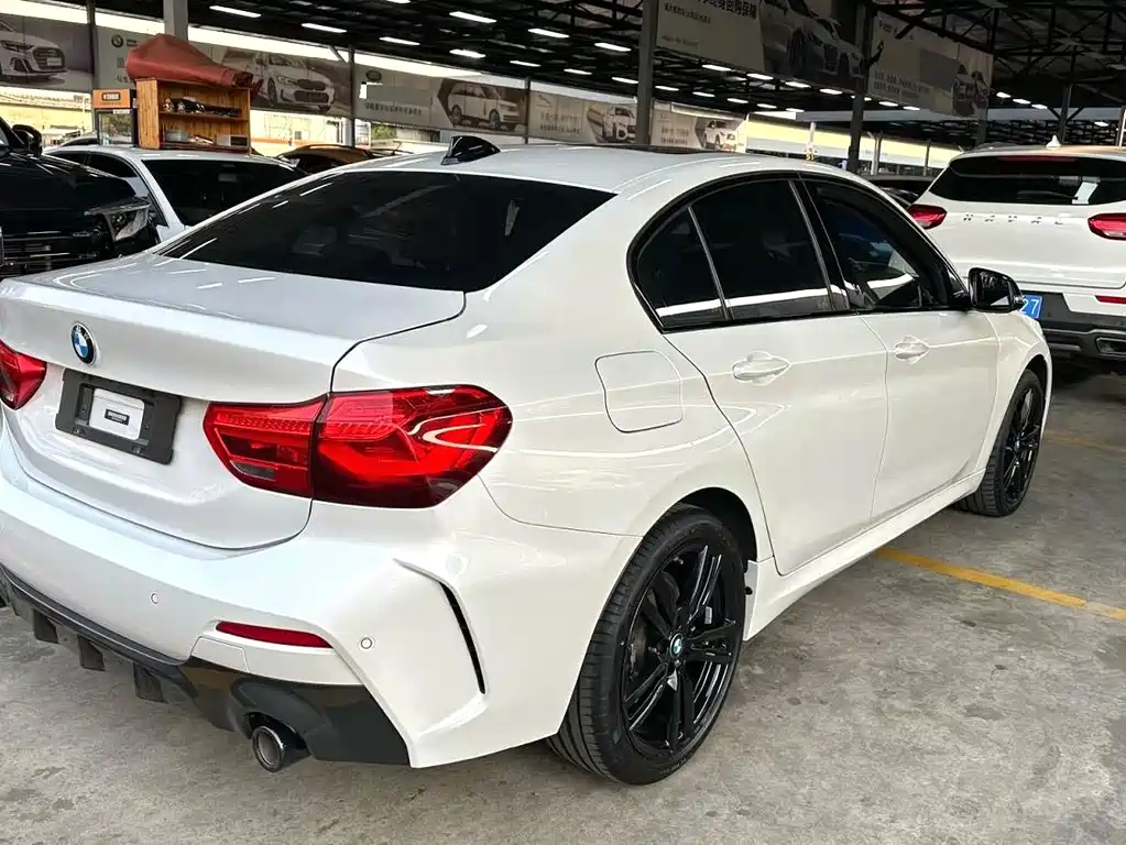 BMW 1 Series — миниатюра 10