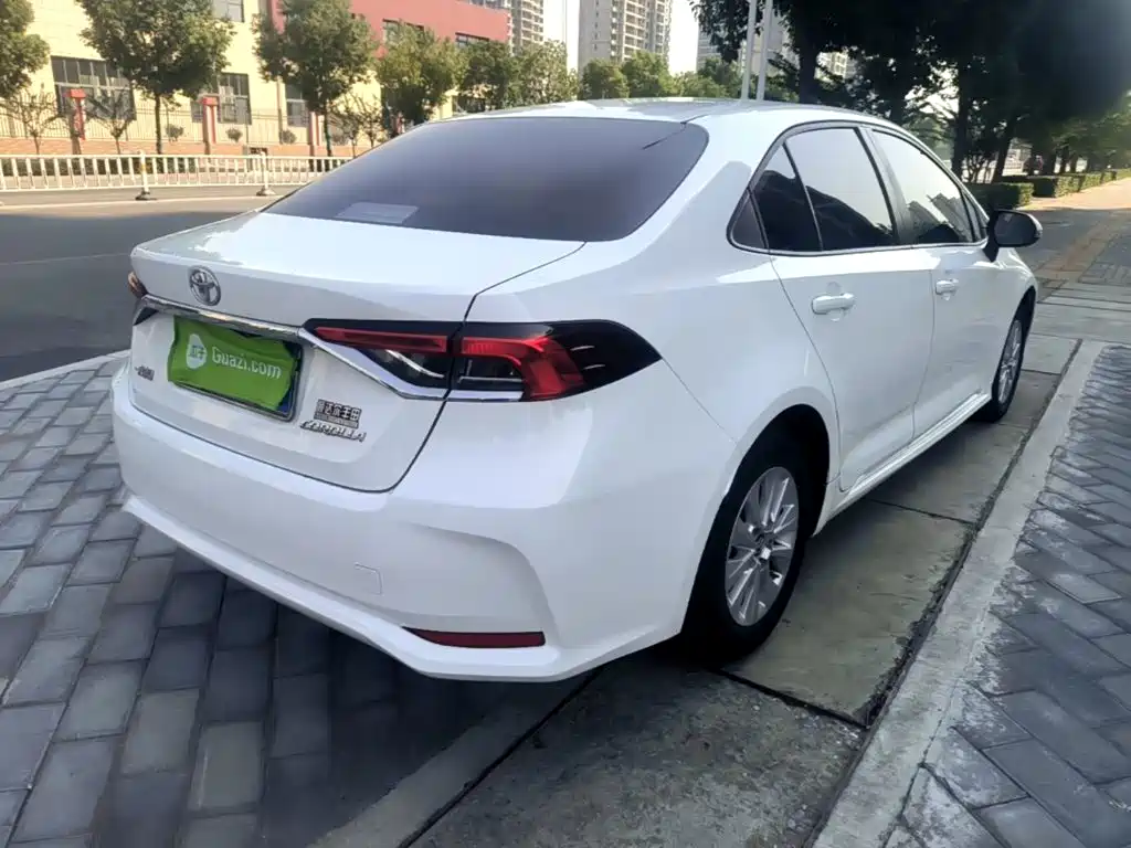 Toyota Corolla — миниатюра 7