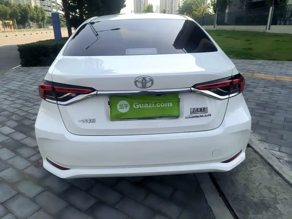 Toyota Corolla — миниатюра 6