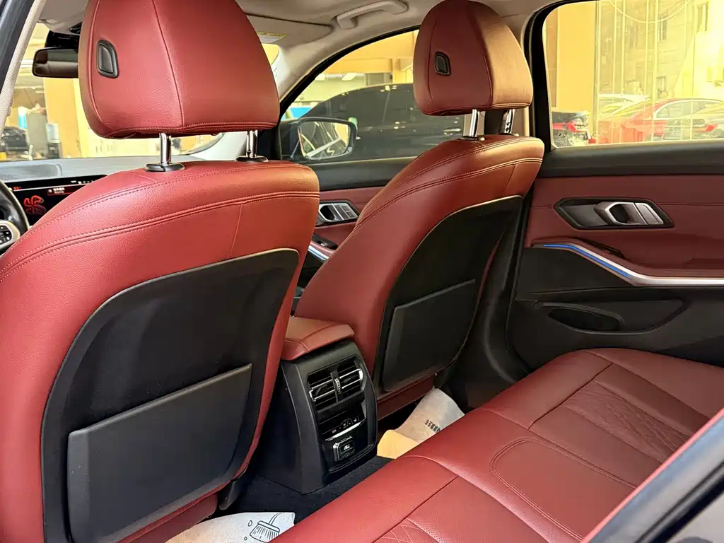 BMW 3 Series — миниатюра 5