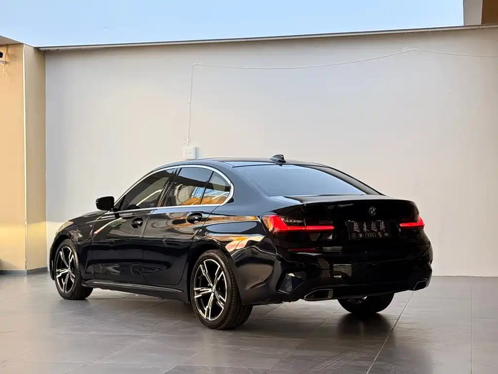 BMW 3 Series — миниатюра 10