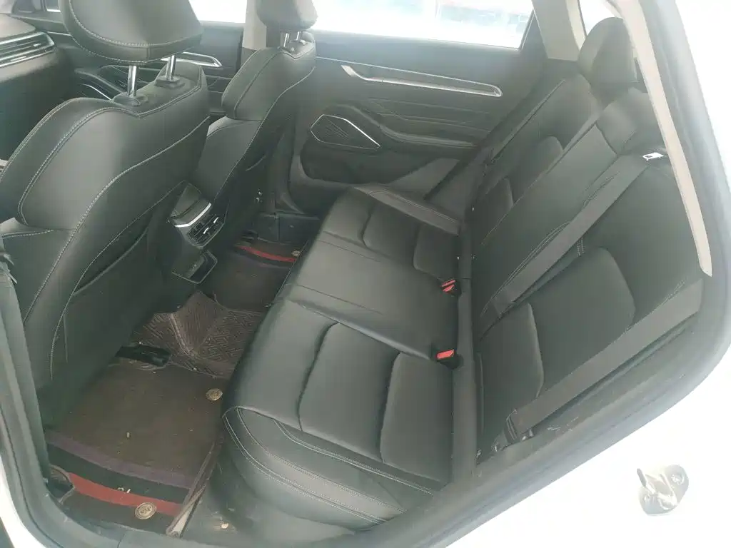 Geely Emgrand — миниатюра 17