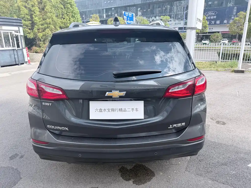 Chevrolet Equinox — миниатюра 3