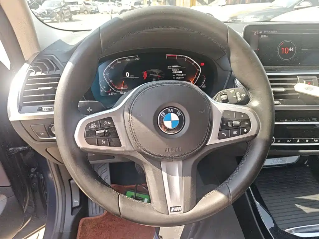 BMW X3 — миниатюра 11