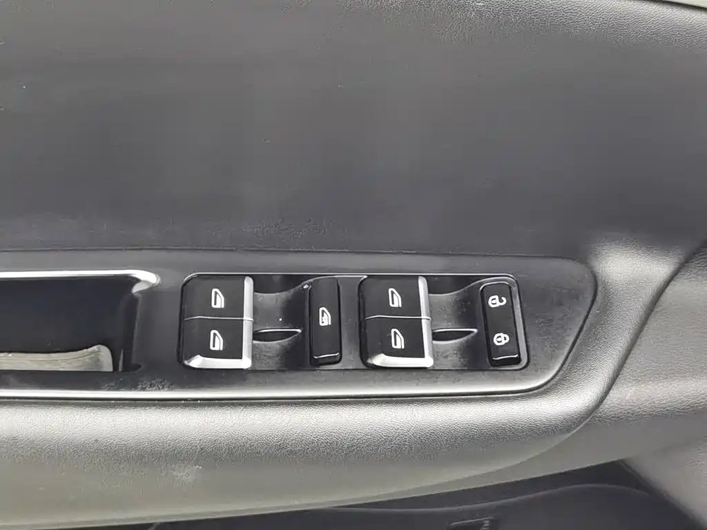 Geely Emgrand GL — миниатюра 9